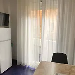 Adriatico アパートホテル 4*