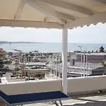 Adriatico アパートホテル