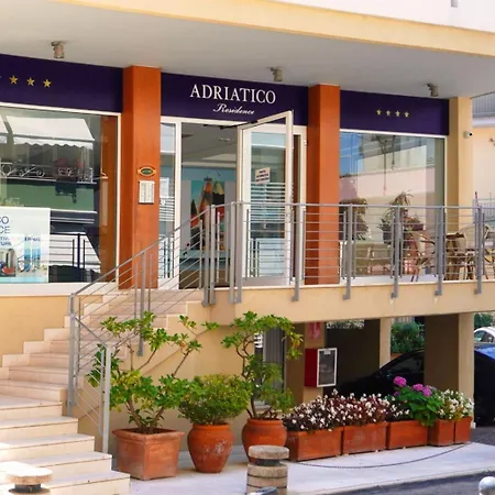 Aparthotel Adriatico 4*